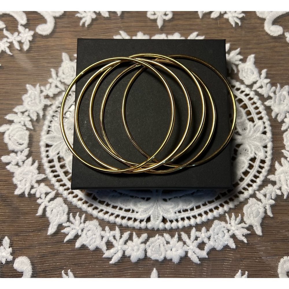 Set of 5 gold vermeil bangles